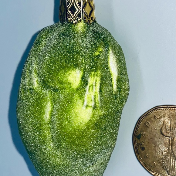 Authentic Star Topped Inge-Glas German Made Christmas Ornament Frog. - Picture 5 of 6